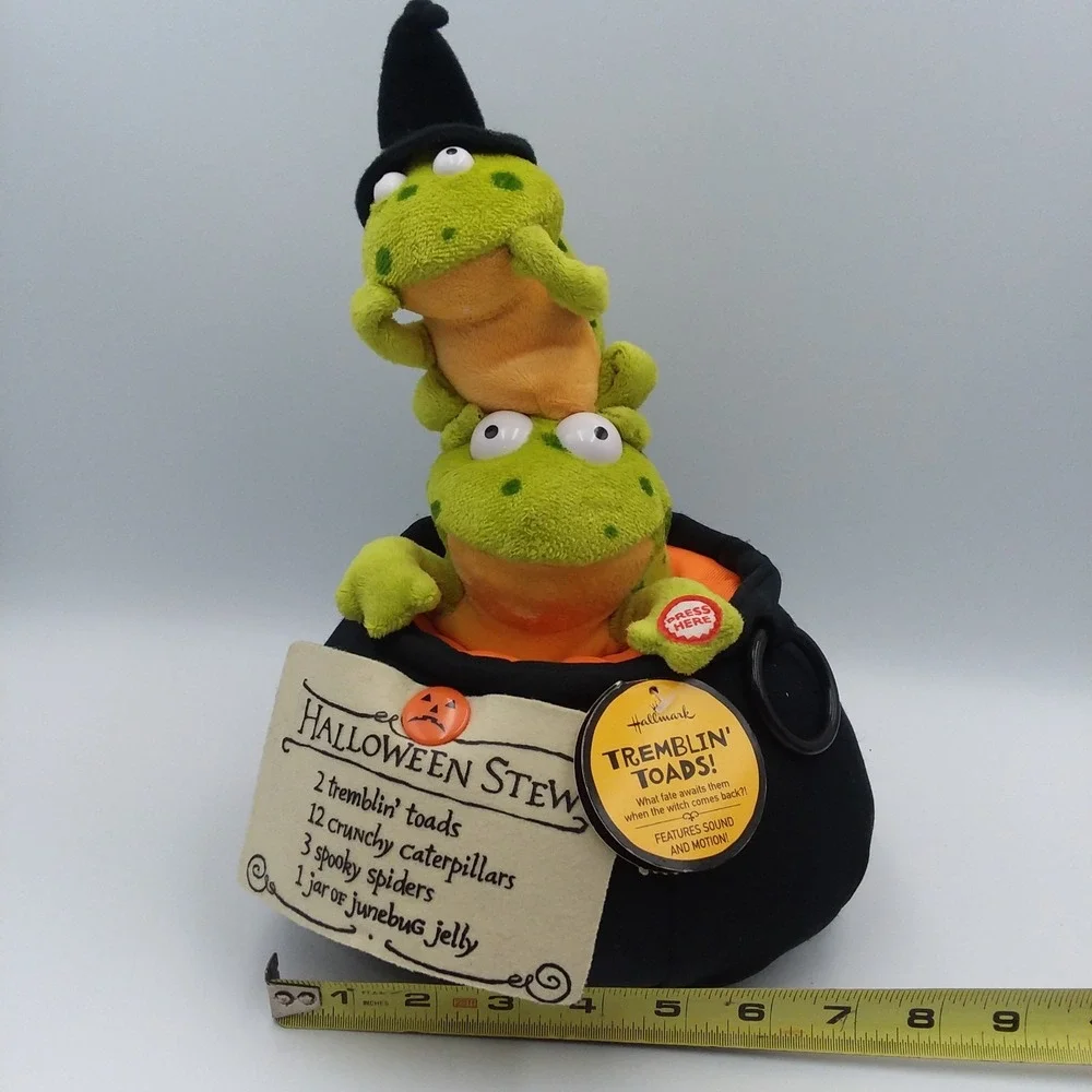 Hallmark Halloween Tremblin' Toads Singing Animated Witches Brew Cauldron *VIDEO